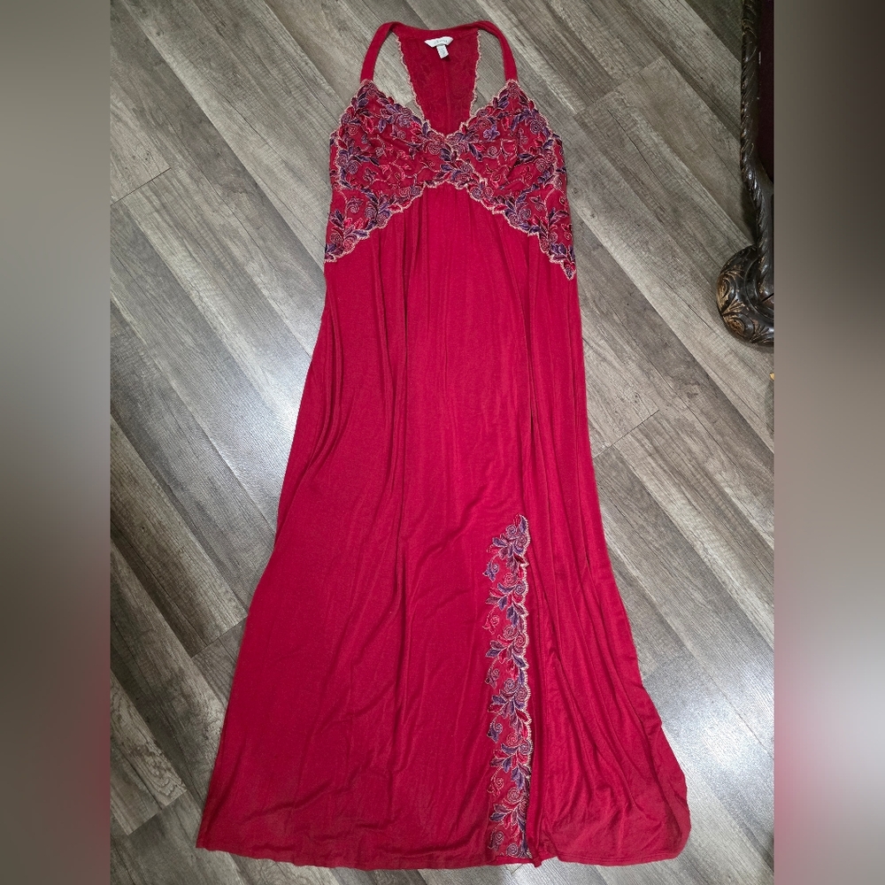 SOMA RED MAXI DRESS NIGHT GOWN EMBROIDERED PURPLE SIZE L